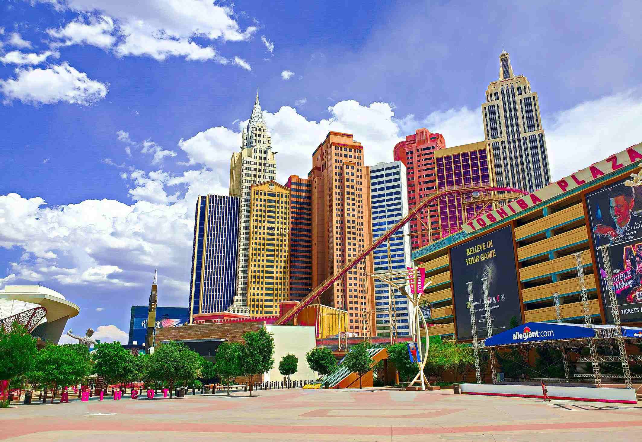 专题横幅主图：中性调广幅实景画面